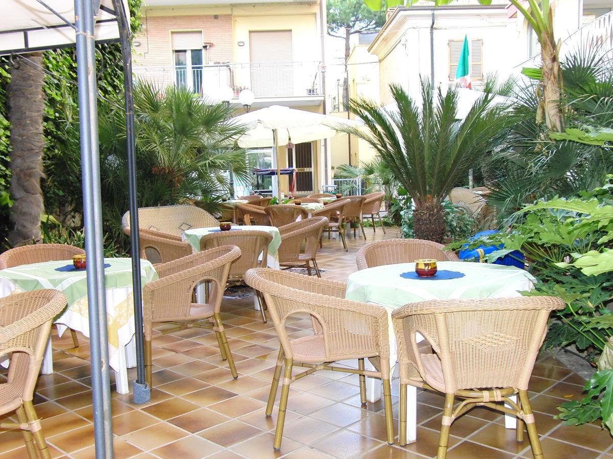 Hotel Resort Marinella Габичче-Маре Экстерьер фото